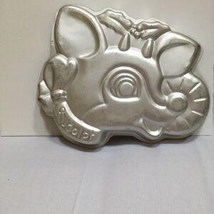 WILTON Rudolph Aluminum Cake Pan, Stock #502-3347